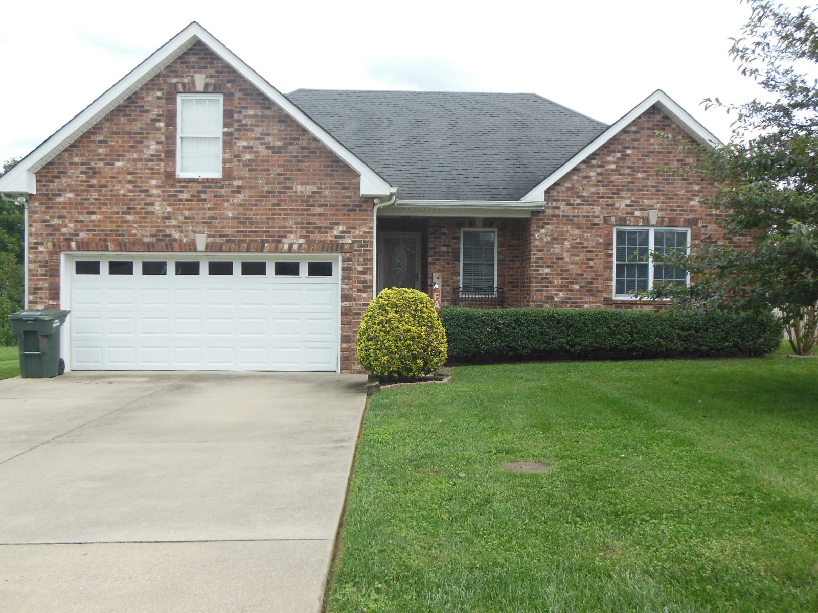321 Arabian Lane Springfield, TN 37172 - Photo 18 of 23 a front view of a house with a yard