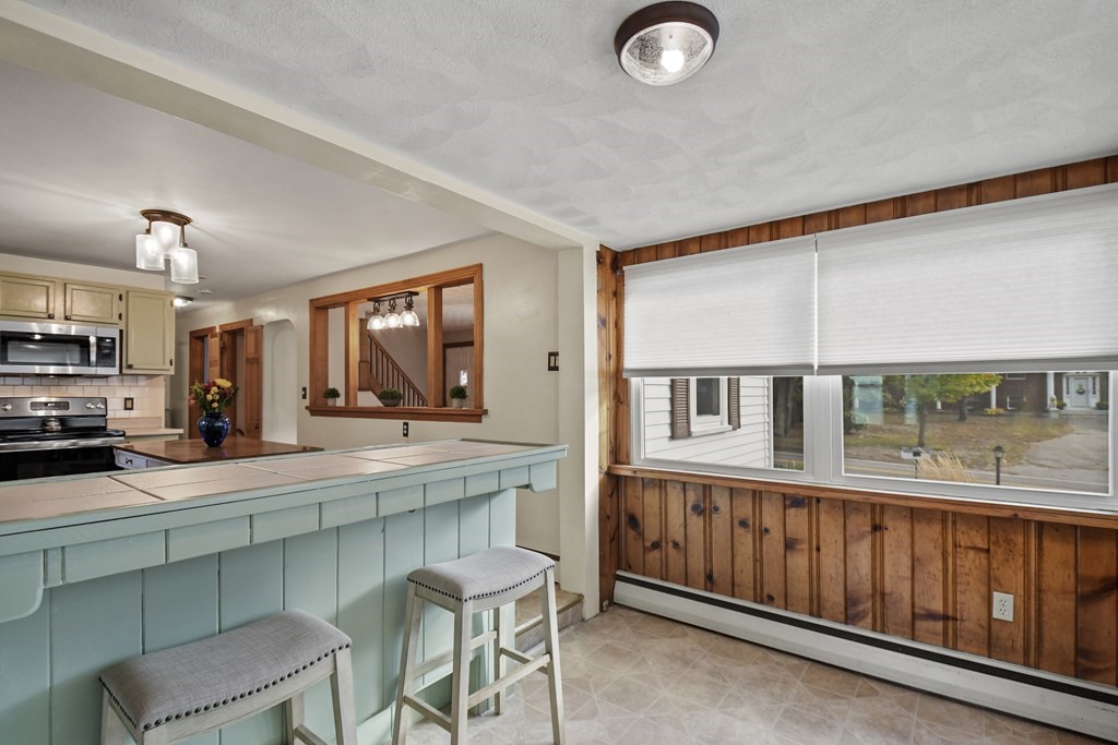 363 Foster Road Tewksbury, MA 01876 - Photo 17 of 33 Gallery Image 17