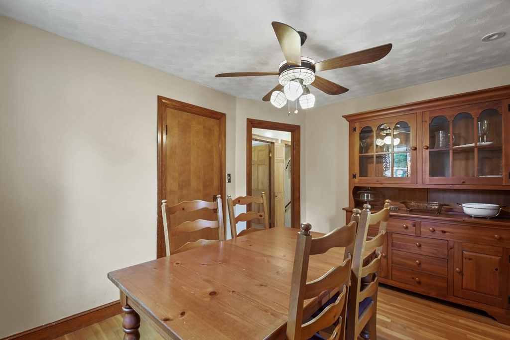 363 Foster Road Tewksbury, MA 01876 - Photo 20 of 33 Gallery Image 20