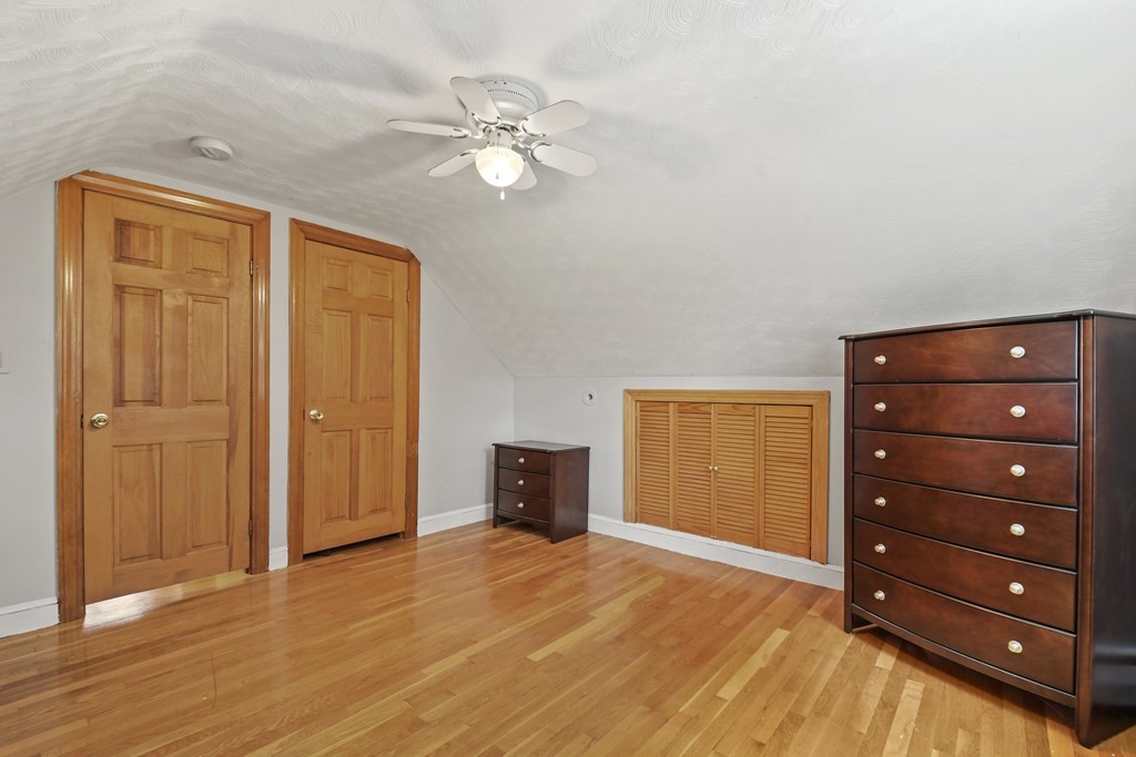 363 Foster Road Tewksbury, MA 01876 - Photo 26 of 33 Gallery Image 26