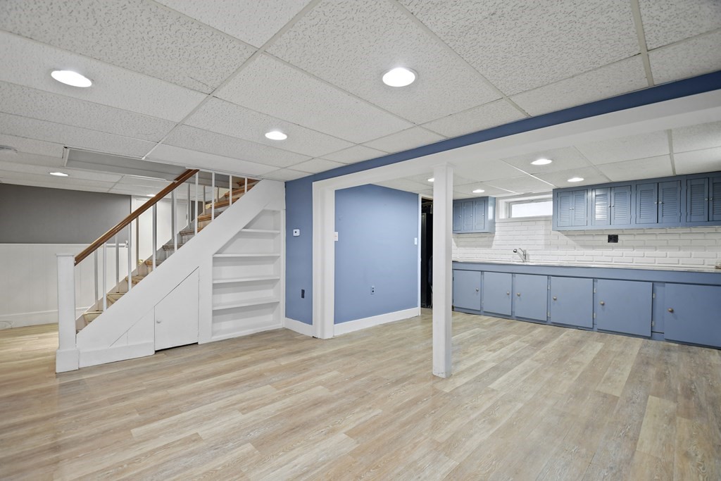 363 Foster Road Tewksbury, MA 01876 - Photo 30 of 33 Gallery Image 30