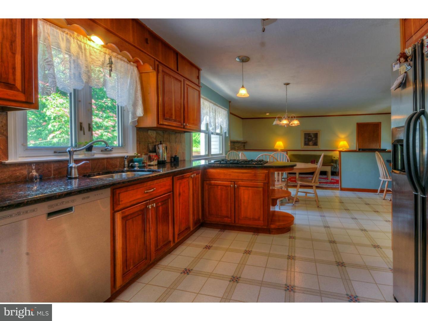 24 Cranbrook Road Hamilton, NJ 08690 - Photo 15 of 25