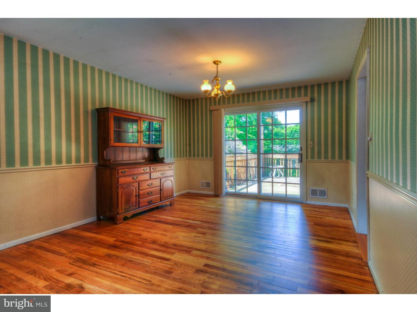 24 Cranbrook Road Hamilton, NJ 08690 - Photo 4 of 25