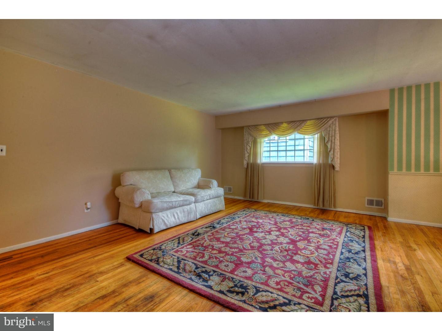 24 Cranbrook Road Hamilton, NJ 08690 - Photo 6 of 25