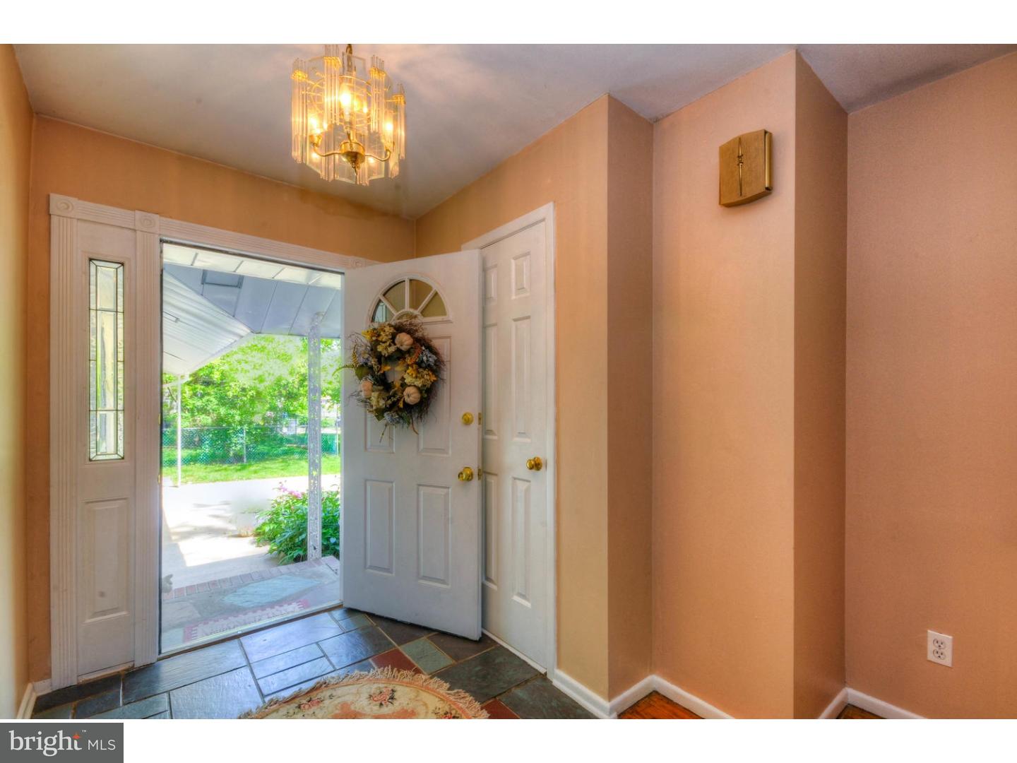 24 Cranbrook Road Hamilton, NJ 08690 - Photo 7 of 25