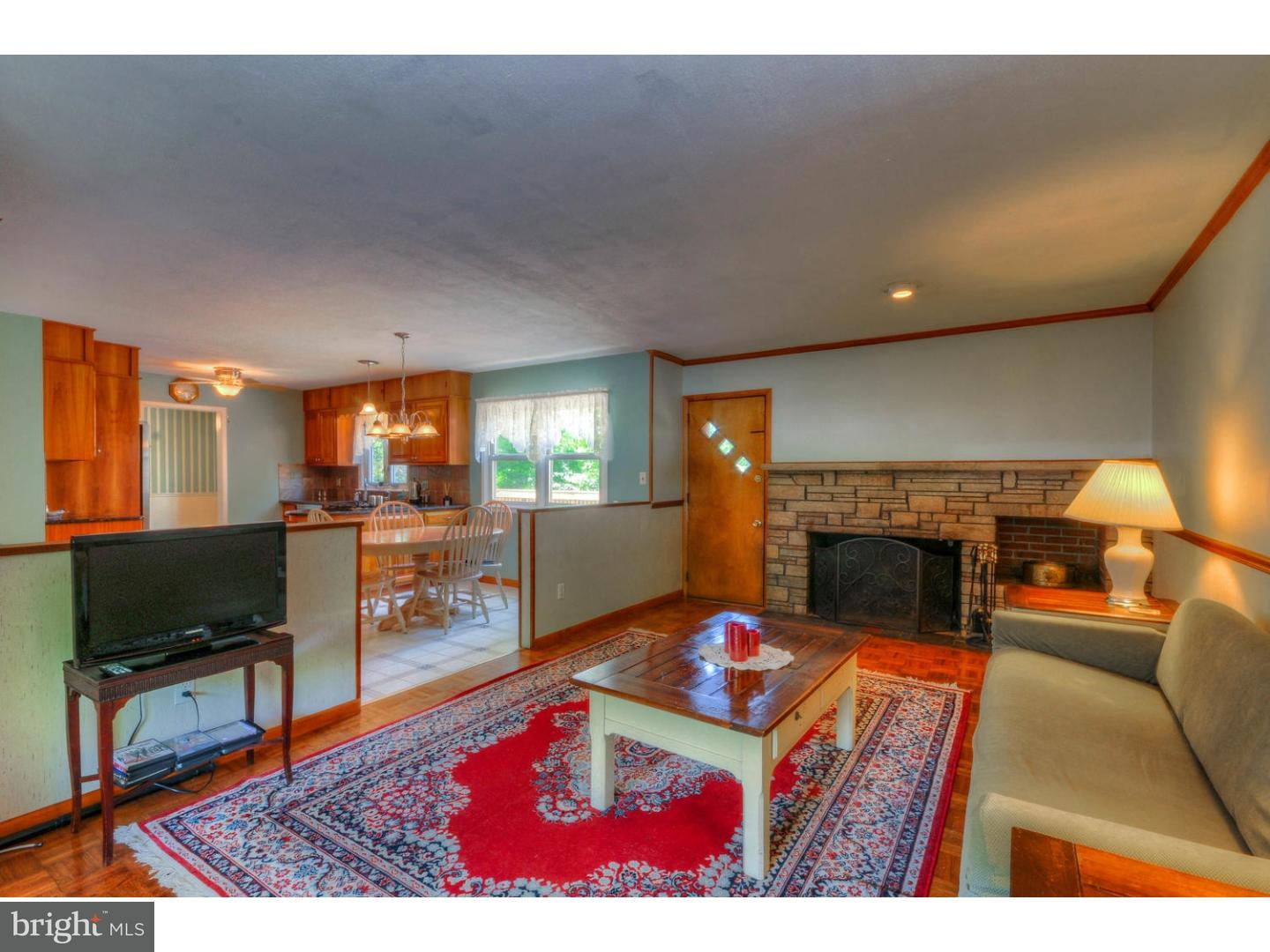 24 Cranbrook Road Hamilton, NJ 08690 - Photo 9 of 25
