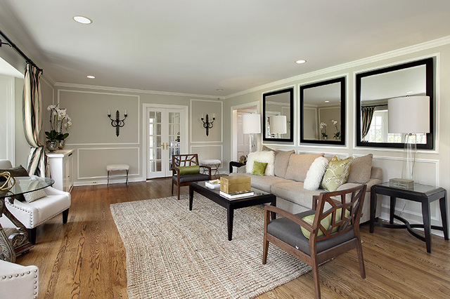 153 Ridge Lane Lake Forest, IL 60045 - Photo 4 of 15 a living room with furniture and wooden floor