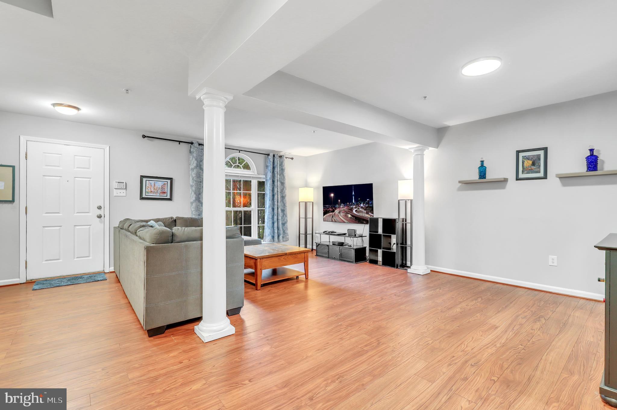 94 Buell Drive Frederick, MD 21702 - Photo 5 of 31