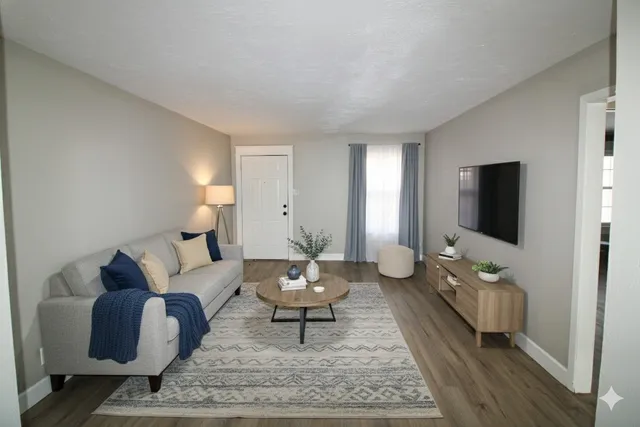 $950 | 1305 Adams Street, Unit 7, Conroe, TX 77301