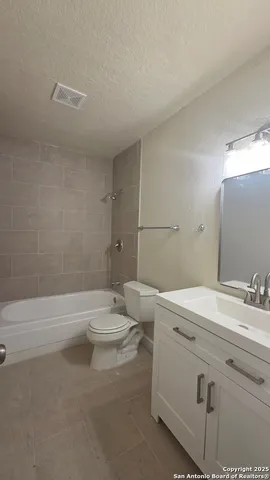 $2,000 | 12426 Magnifico Street, San Antonio, TX 78233