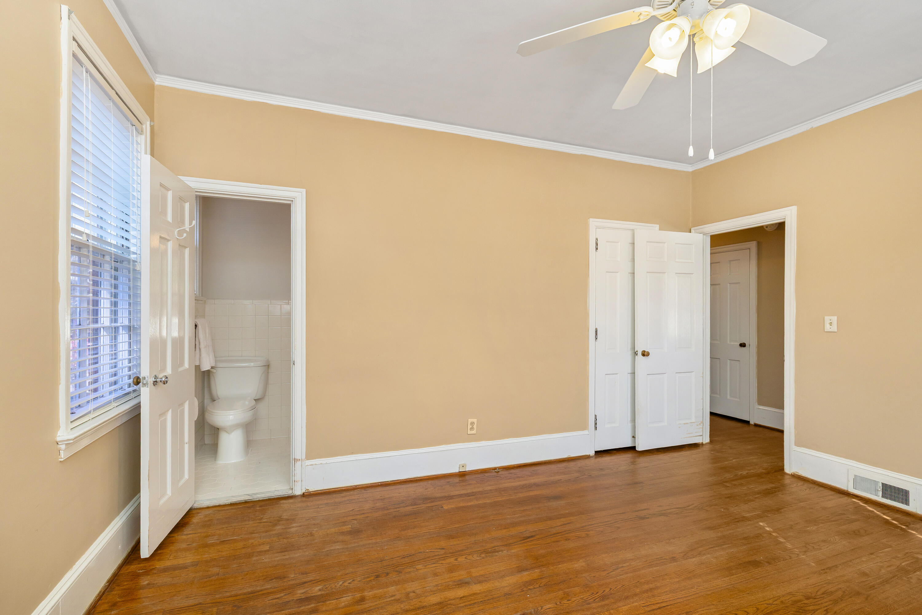 537 West Calhoun Street Sumter, SC 29150 - Photo 20 of 40 bedroom #2 Downstairs
