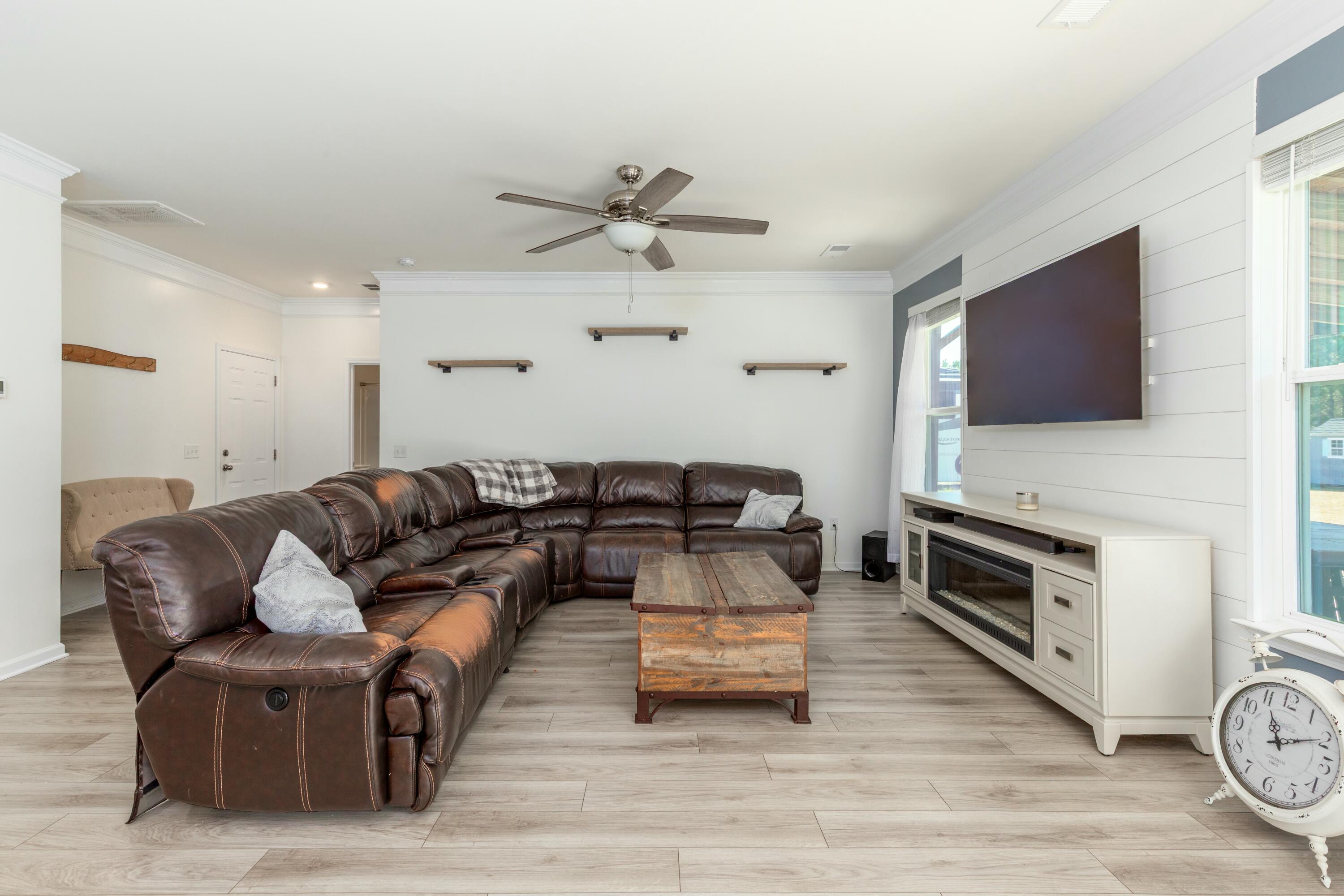126 Lakelyn Road Moncks Corner, SC 29461 - Photo 12 of 29 tempImagedPYmcN
