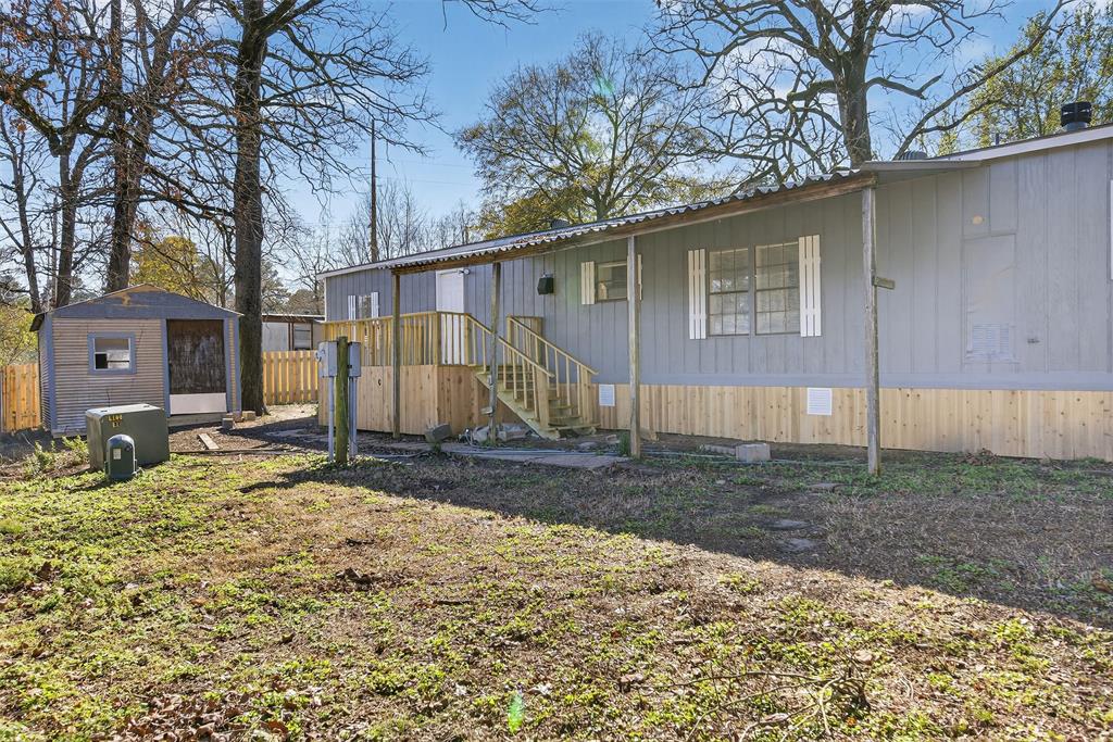 6949 Klug Pines Road Shreveport, LA 71129 - Photo 18 of 18 Back yard with deck