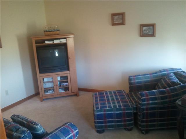 10101 Dry Run Road Kingston, OH 45644 - Photo 6 of 16 Gallery Image 6