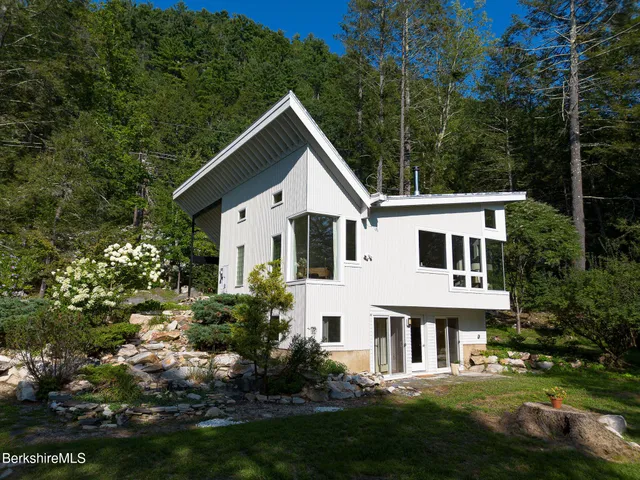 $796,000 | 324 Park Street, Great Barrington, MA 01230