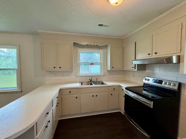 $179,000 | 109 South Maple Avenue, Andrews, SC 29510