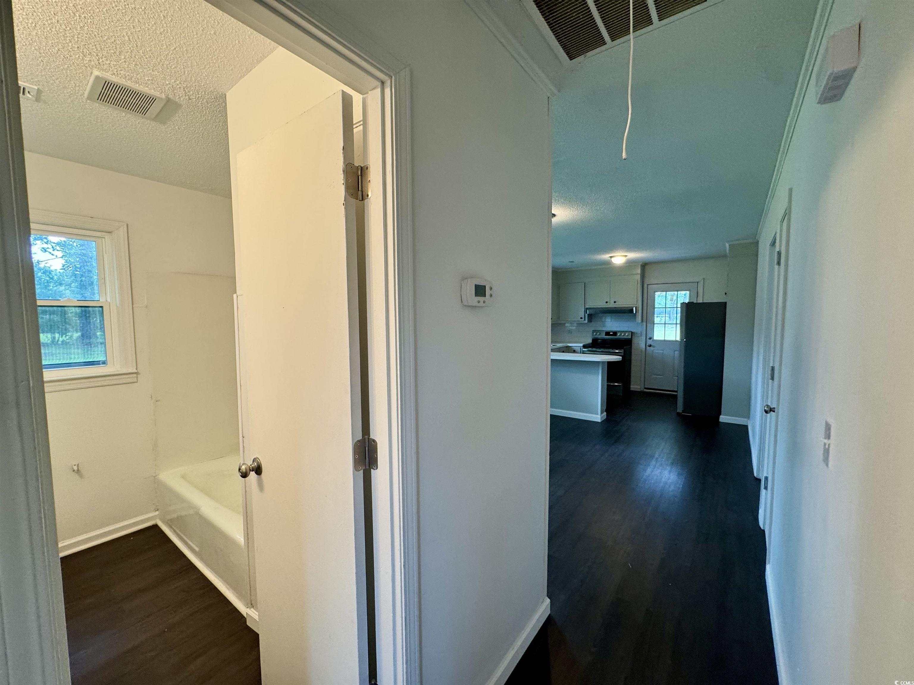 109 South Maple Avenue Andrews, SC 29510 - Photo 8 of 23