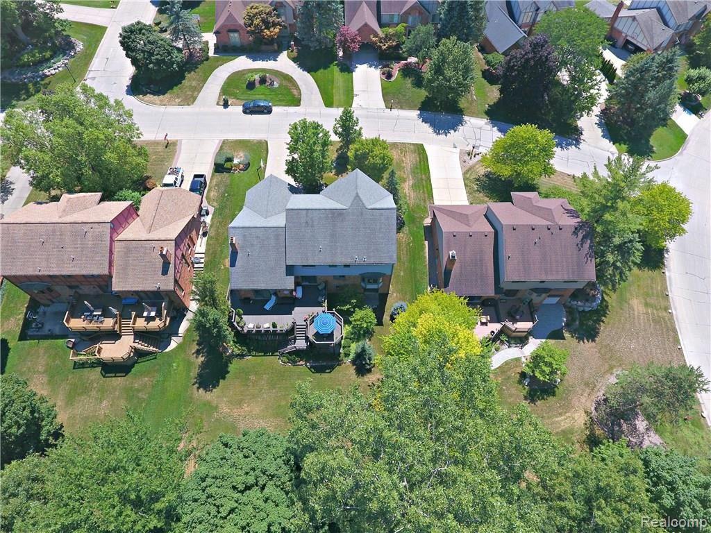 2506 Ulster Road Rochester Hills, MI 48309 - Photo 6 of 34