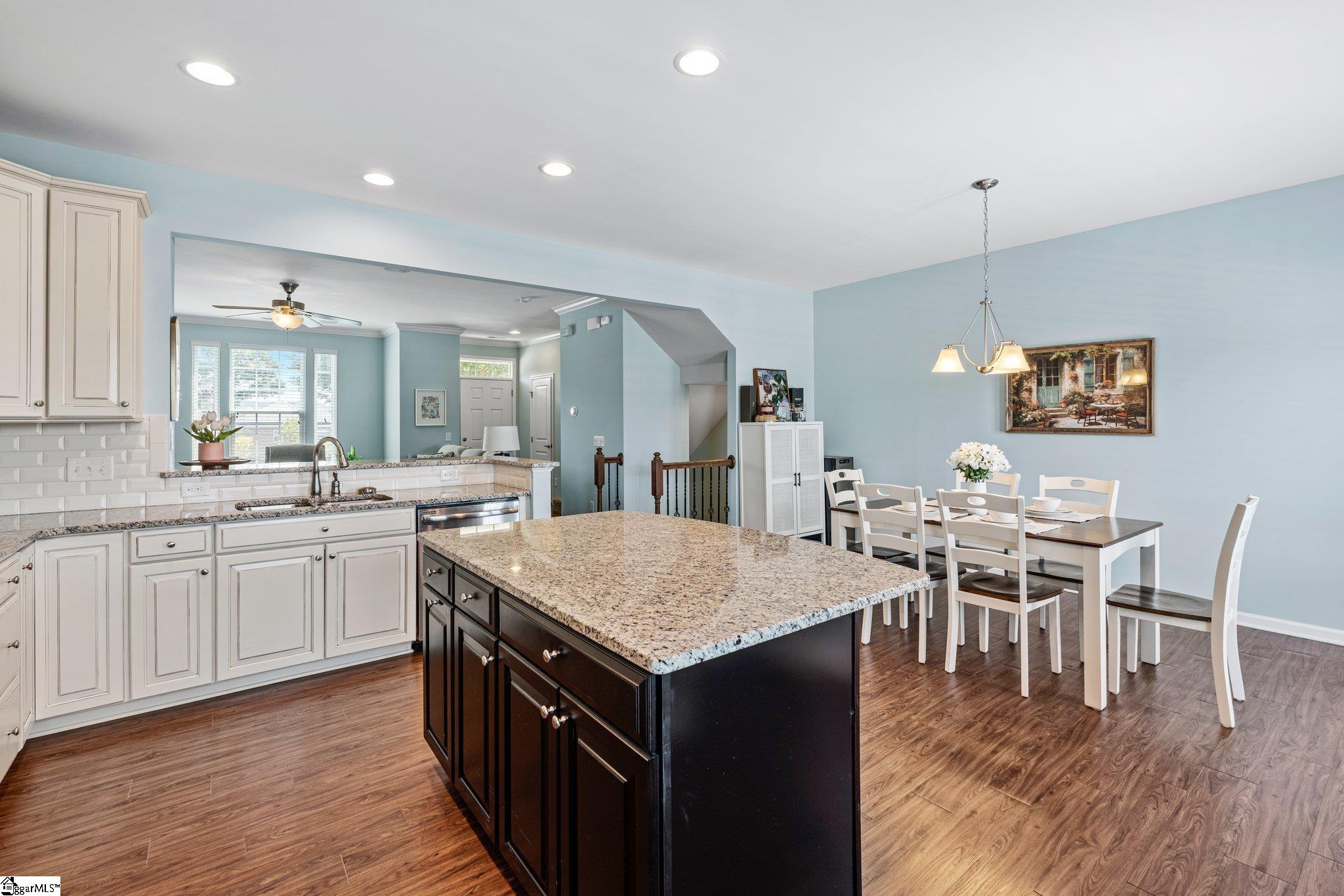 240 Rocky Slope Road Greenville, SC 29607 - Photo 12 of 31 Gallery Image 12