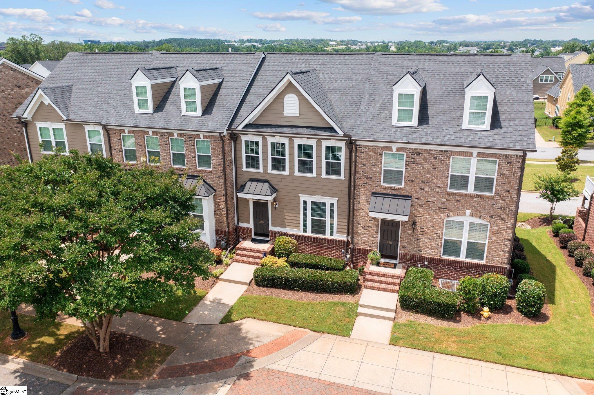 240 Rocky Slope Road Greenville, SC 29607 - Photo 2 of 31 Gallery Image 2