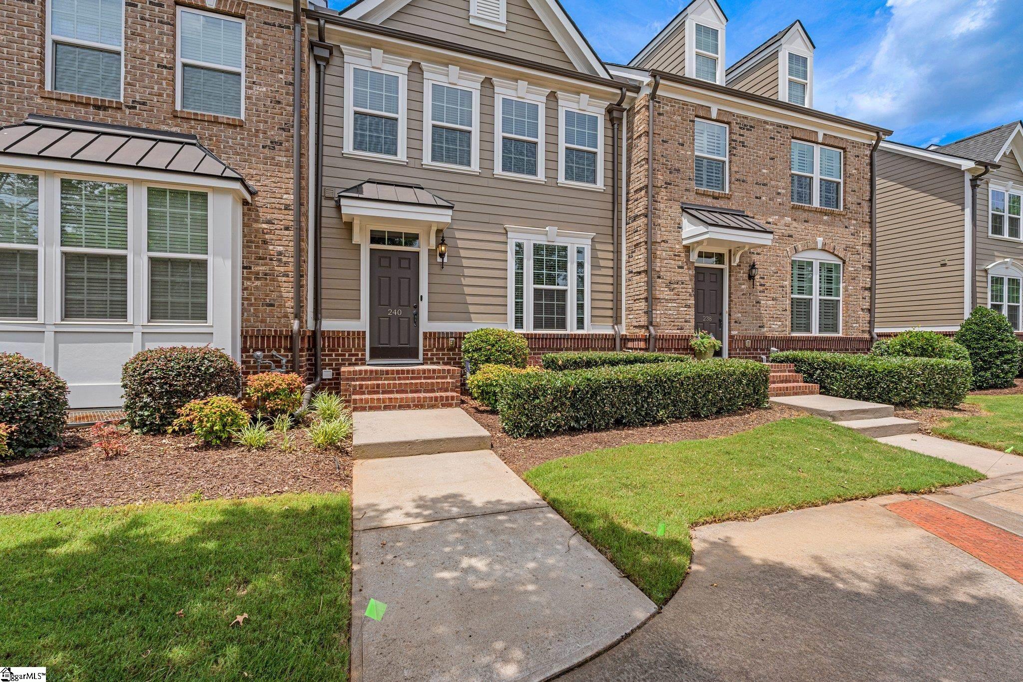 240 Rocky Slope Road Greenville, SC 29607 - Photo 3 of 31 Gallery Image 3