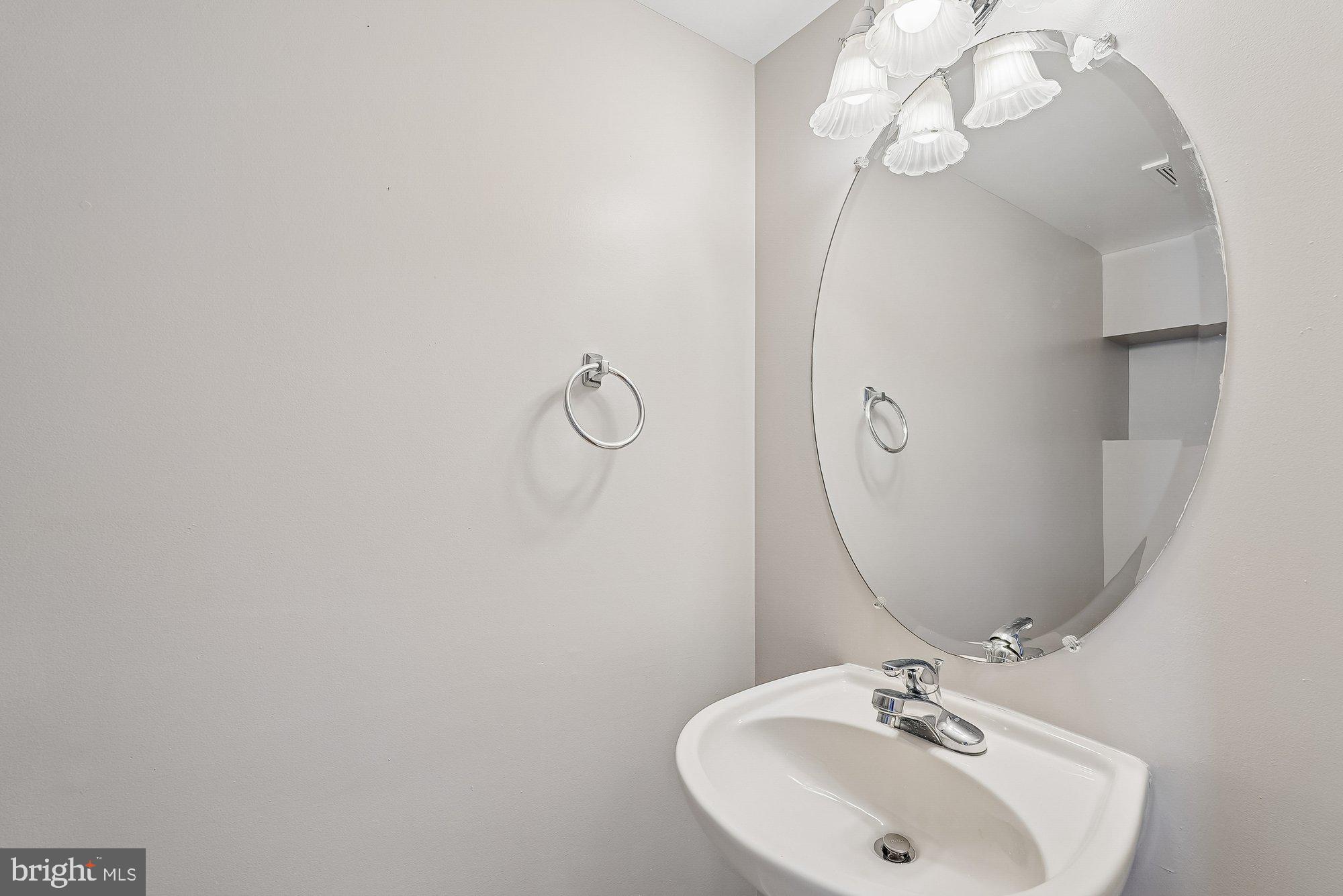 4858 Marsden Place Frederick, MD 21703 - Photo 6 of 25 Powder Room