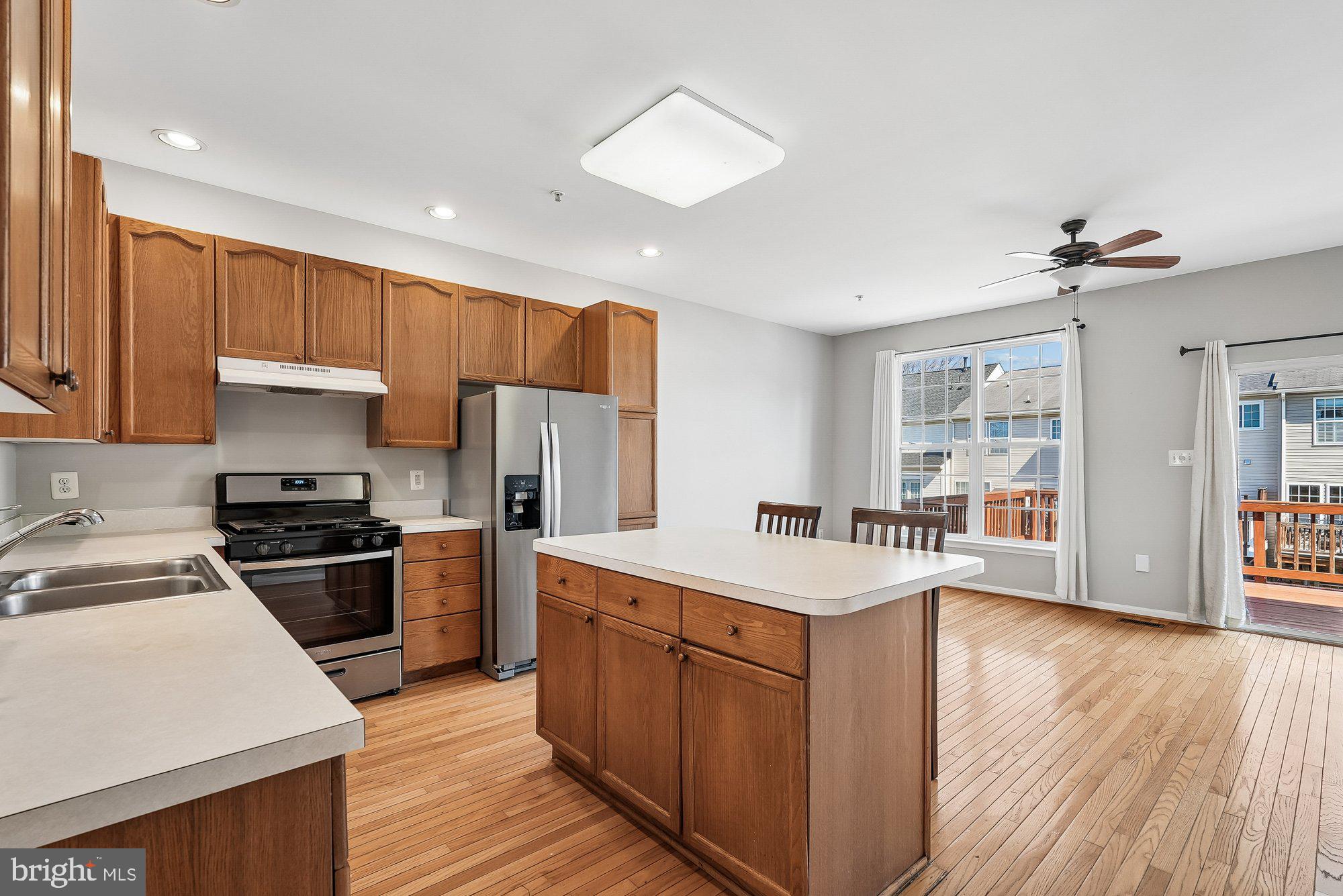 4858 Marsden Place Frederick, MD 21703 - Photo 7 of 25 Kitchen
