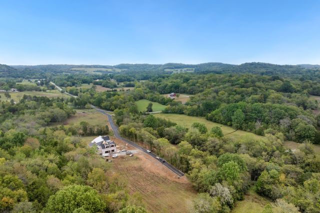 $2,169,399 | 6853 Cross Keys Road, College Grove, TN 37046