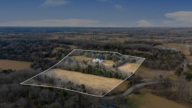 $2,169,399 | 6853 Cross Keys Road, College Grove, TN 37046