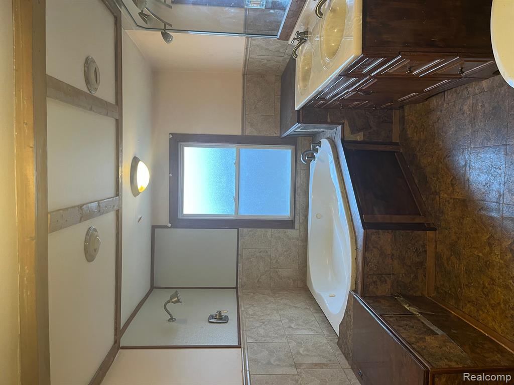 4329 Audubon Road Detroit, MI 48224 - Photo 10 of 12