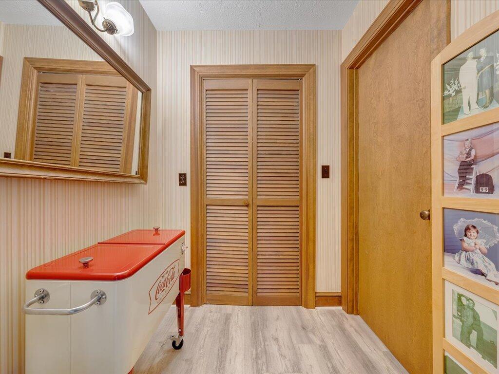 525 Mulberry Road Ridgeway, VA 24148 - Photo 26 of 55 a utility room with a window