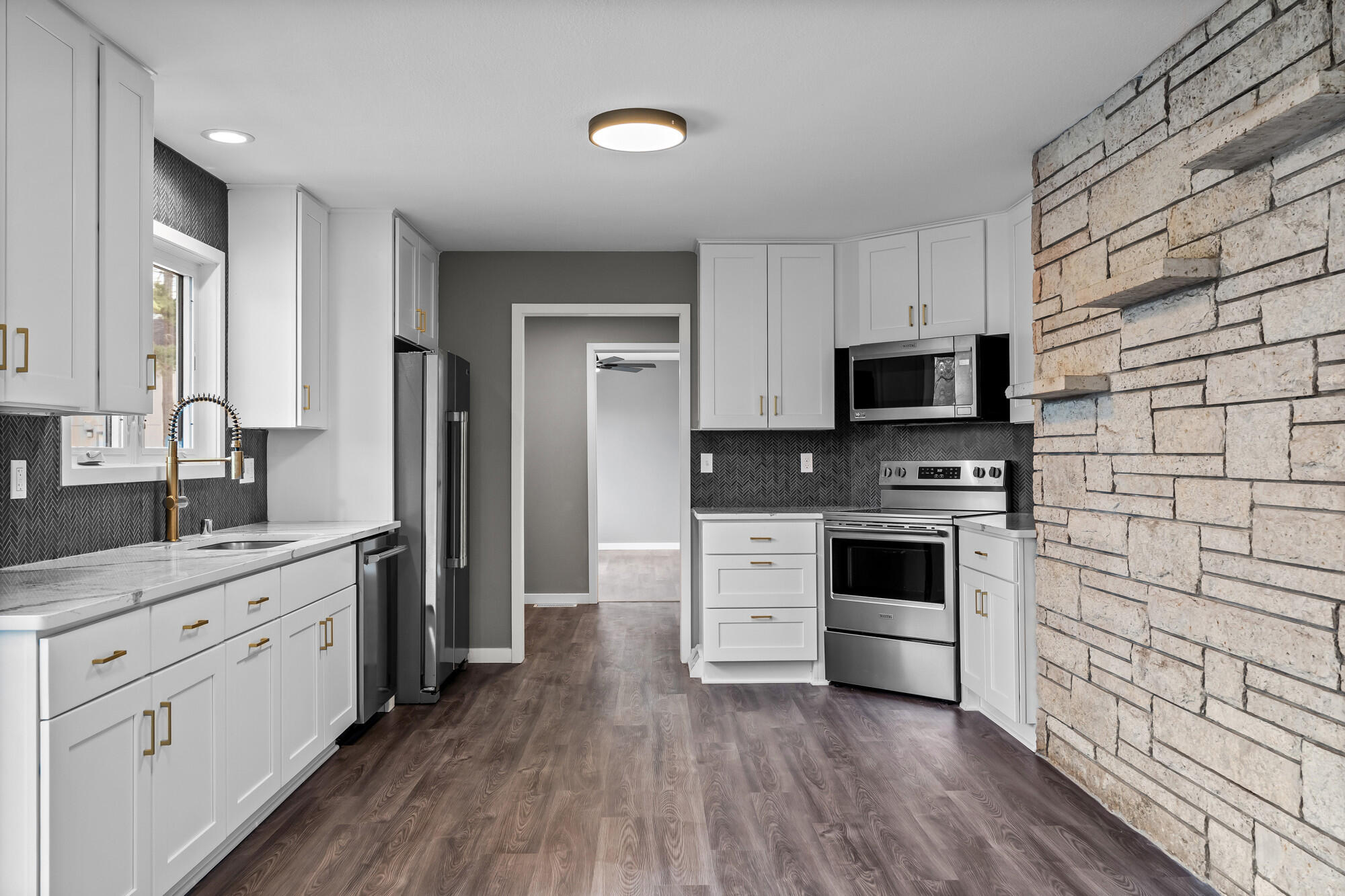 129 Mill Street Holmen, WI 54636 - Photo 12 of 45 13__dsc4765