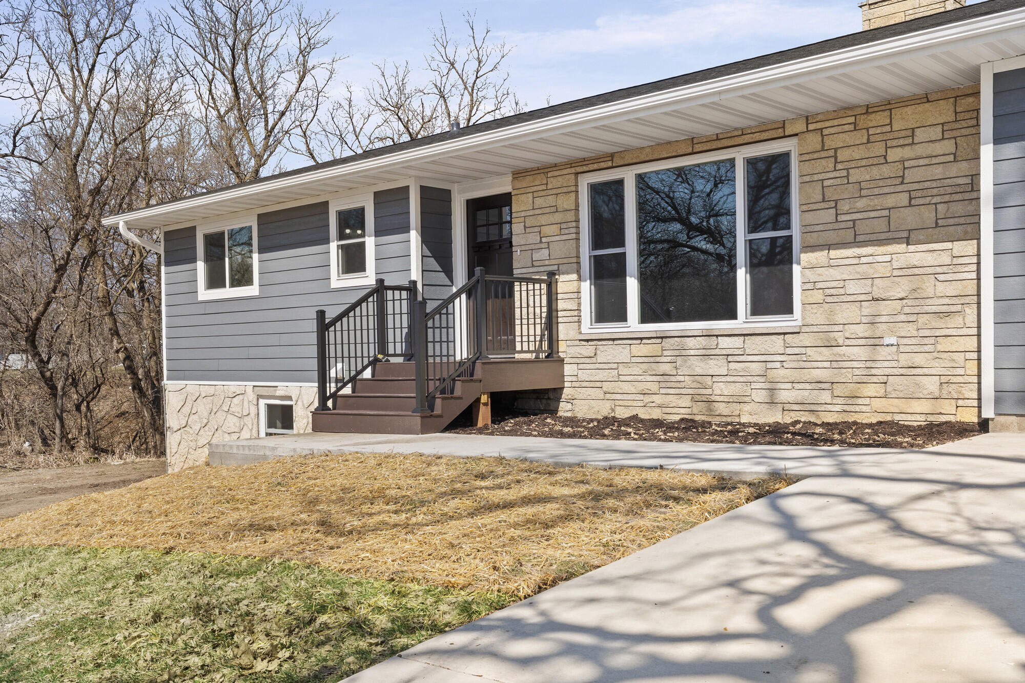 129 Mill Street Holmen, WI 54636 - Photo 3 of 45 4__dsc4617