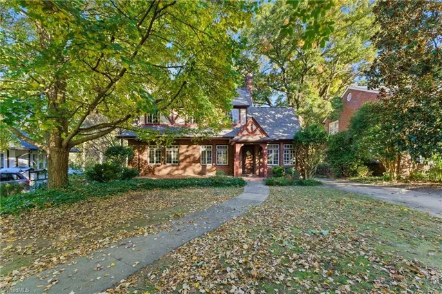 $170,000 | 313 Woodrow Avenue, High Point, NC 27262