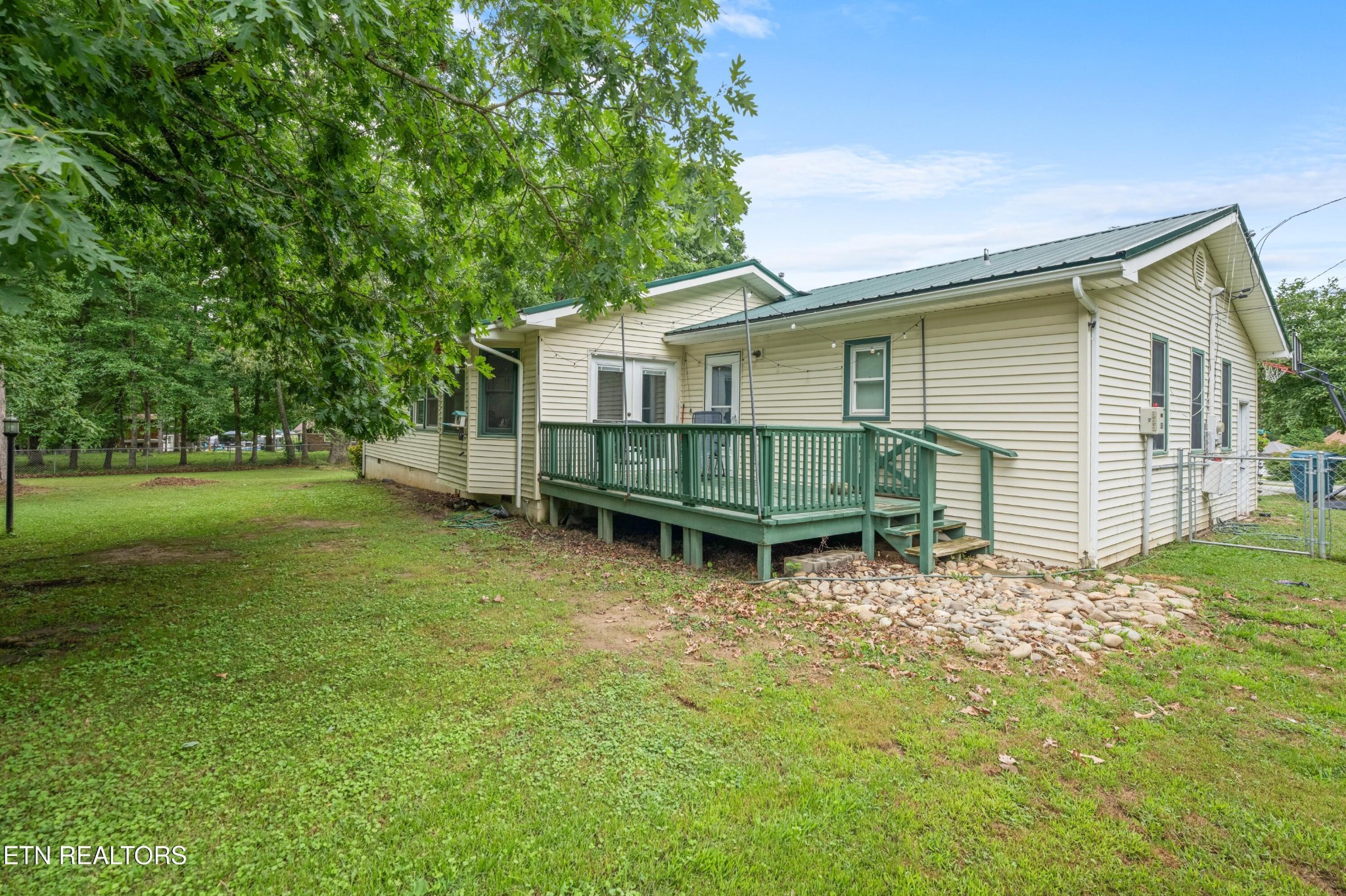 241 Cardinal Loop Crossville, TN 38555 - Photo 34 of 37