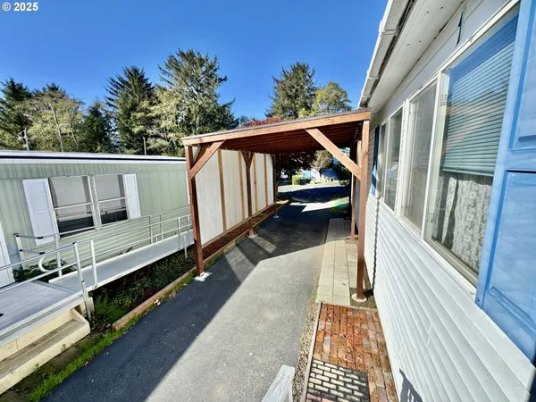 $199,000 | 15505 Oceanview Drive, Unit 47, Brookings, OR 97415