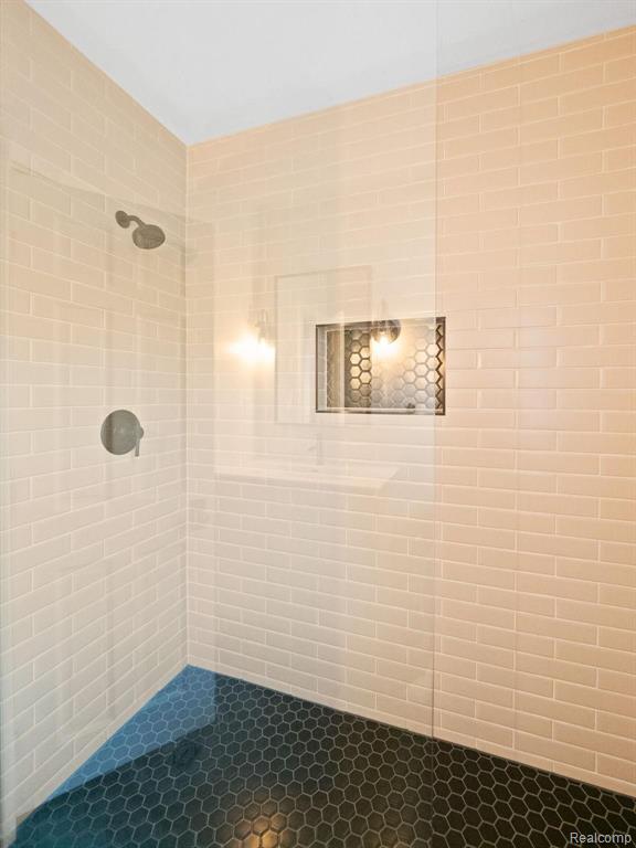32515 Bingham Road Bingham Farms, MI 48025 - Photo 30 of 38