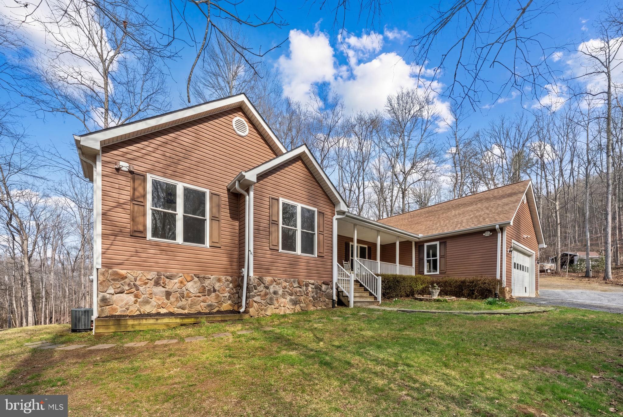584 South Poes Road Amissville, VA 20106 - Photo 14 of 82 a view of a house with a yard
