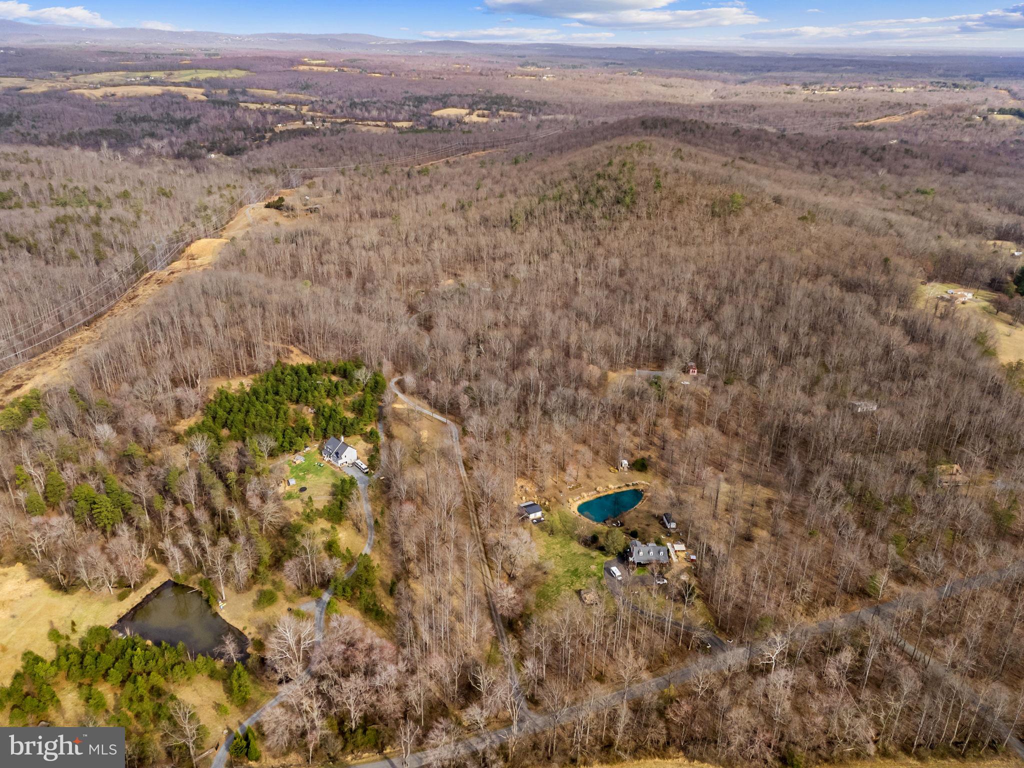 584 South Poes Road Amissville, VA 20106 - Photo 2 of 82