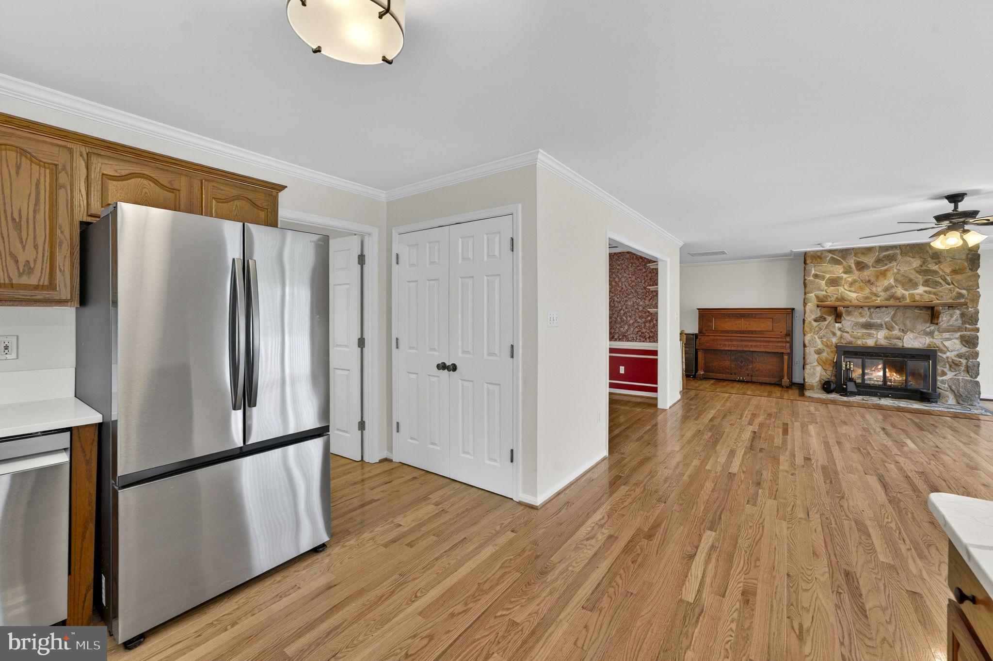 584 South Poes Road Amissville, VA 20106 - Photo 40 of 82 a view of kitchen with furniture and wooden floor