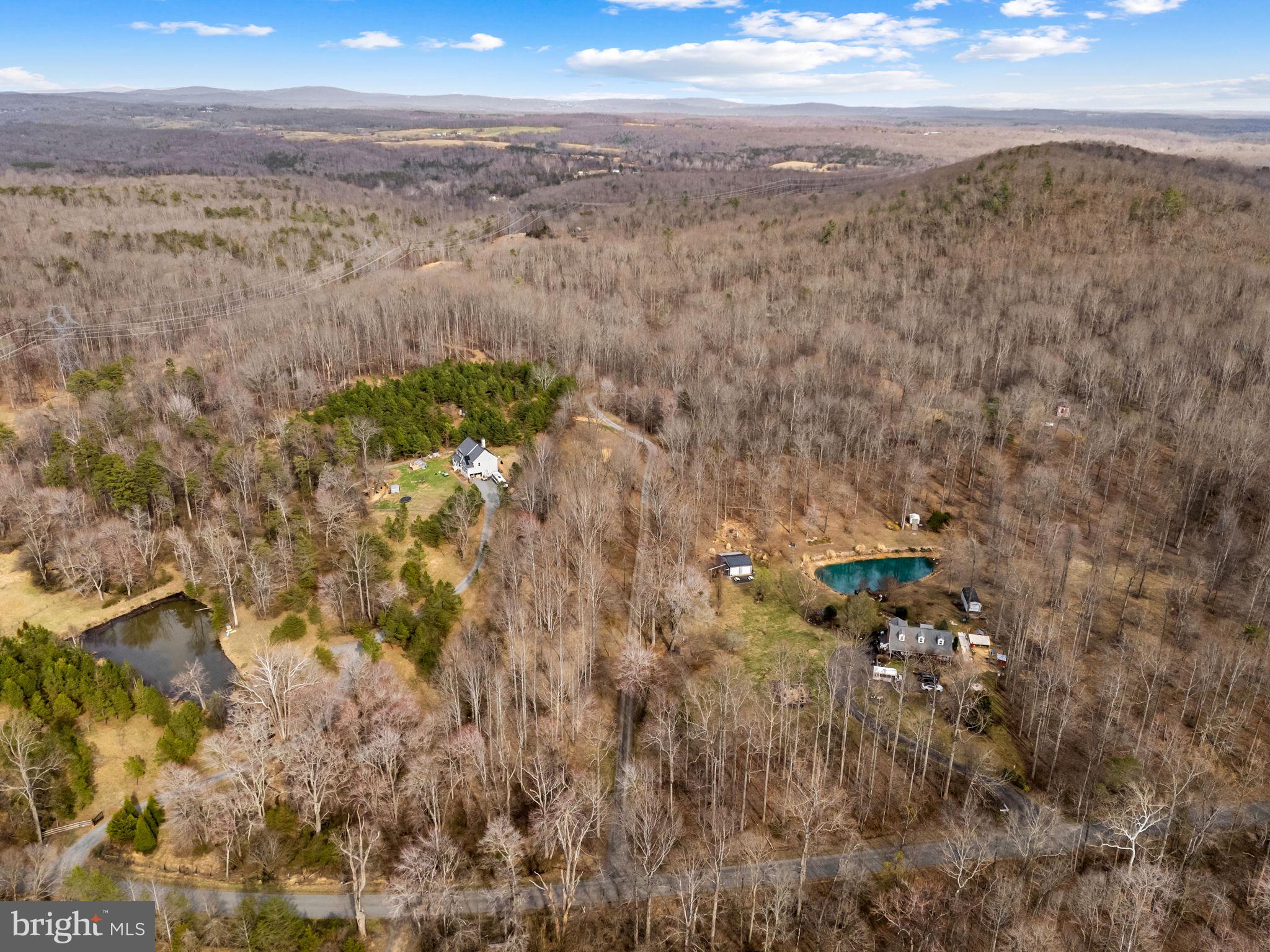 584 South Poes Road Amissville, VA 20106 - Photo 4 of 82