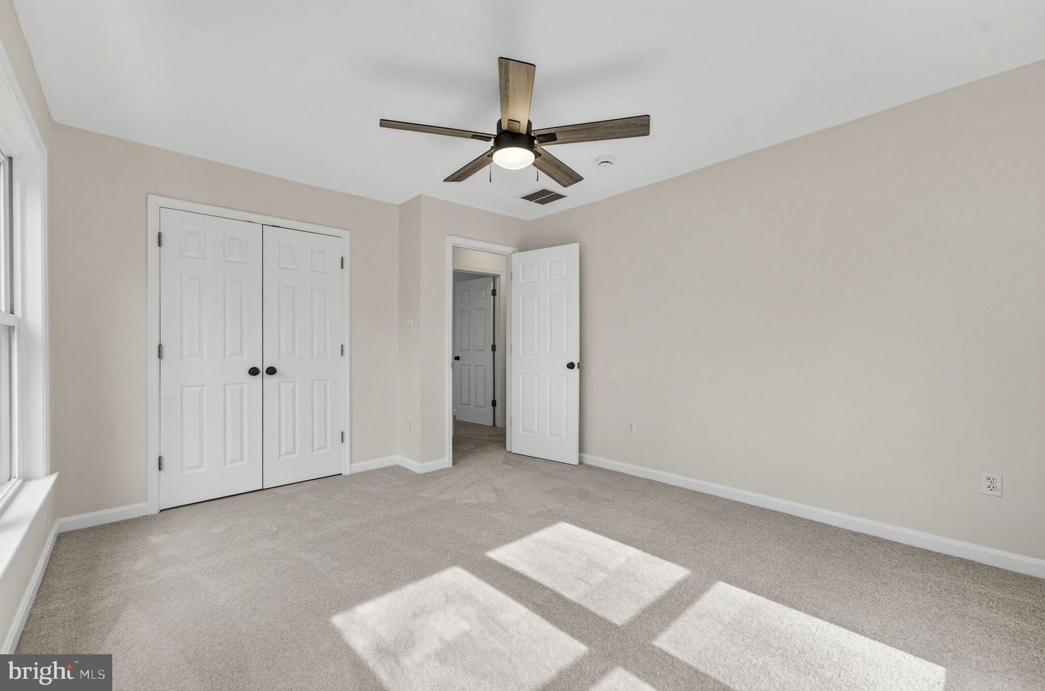 584 South Poes Road Amissville, VA 20106 - Photo 46 of 82 a view of an empty room