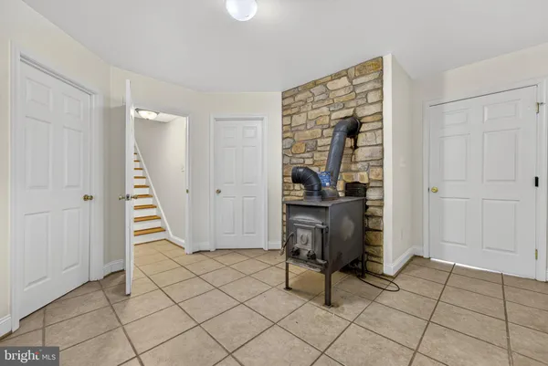 $1,247,700 | 584 South Poes Road, Amissville, VA 20106