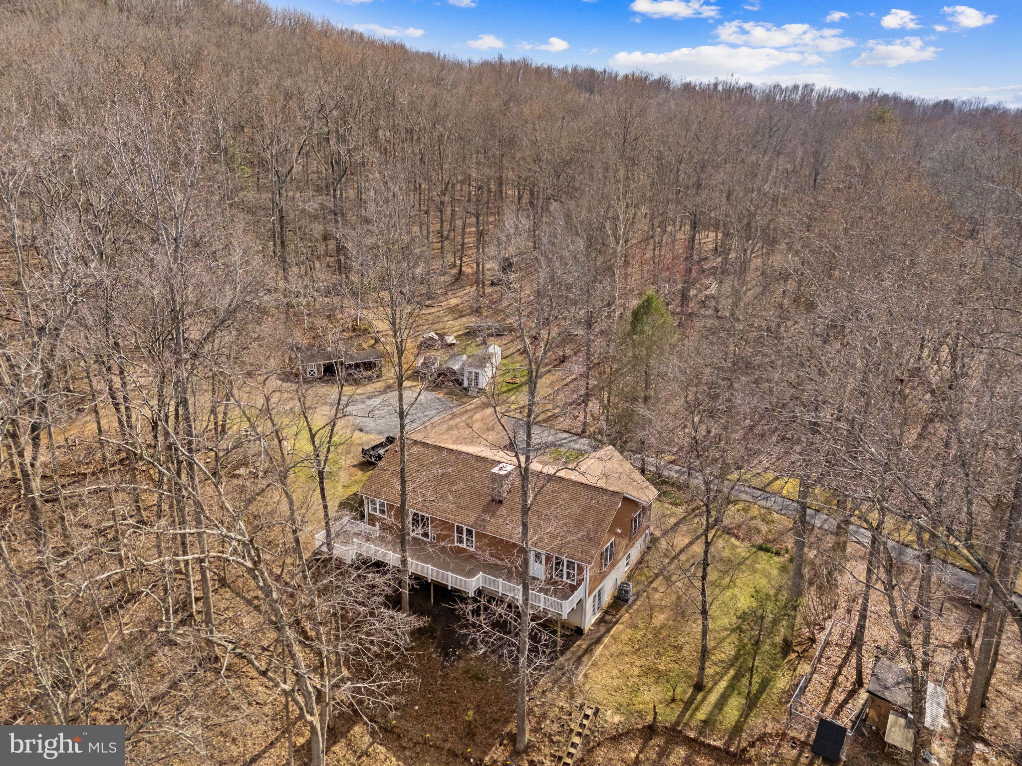 584 South Poes Road Amissville, VA 20106 - Photo 75 of 82 a view of a backyard of the house