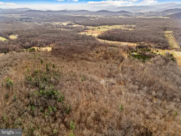 $1,247,700 | 584 South Poes Road, Amissville, VA 20106