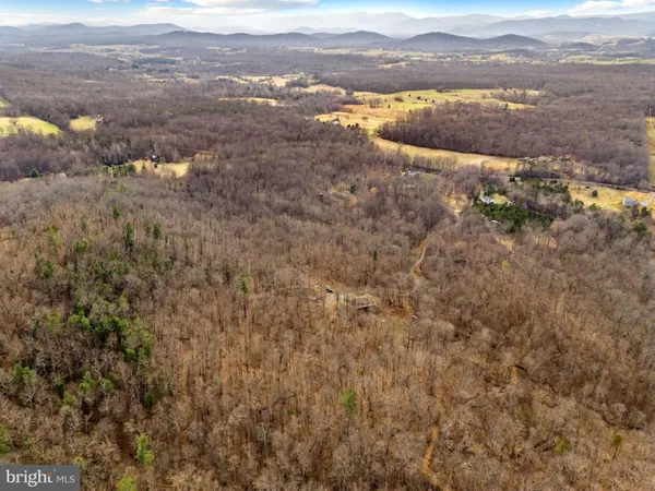 $1,247,700 | 584 South Poes Road, Amissville, VA 20106