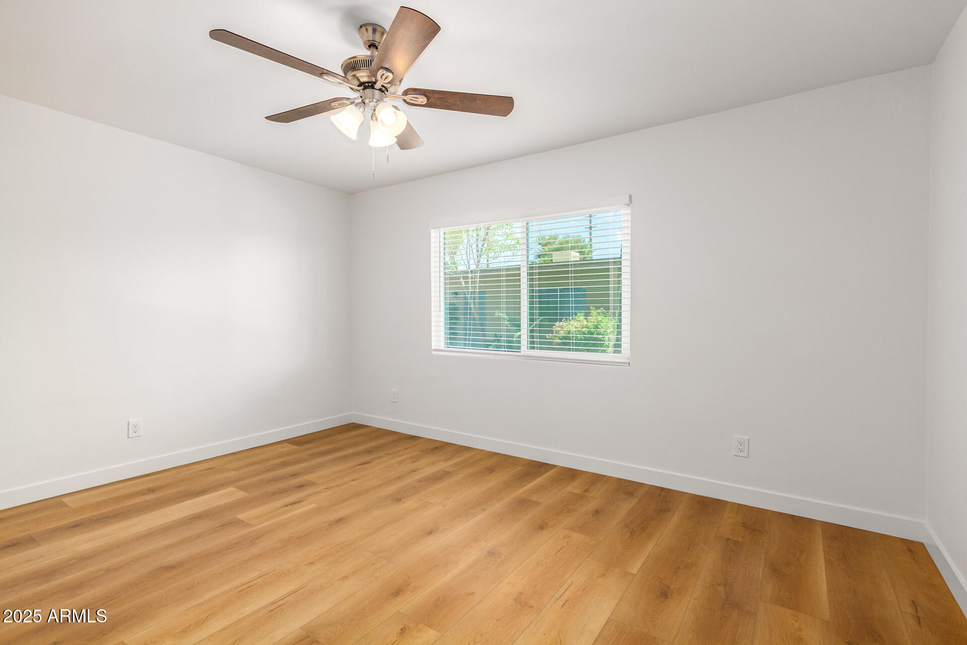 1244 North Miller Road Tempe, AZ 85288 - Photo 15 of 36 29 - Miller 1244