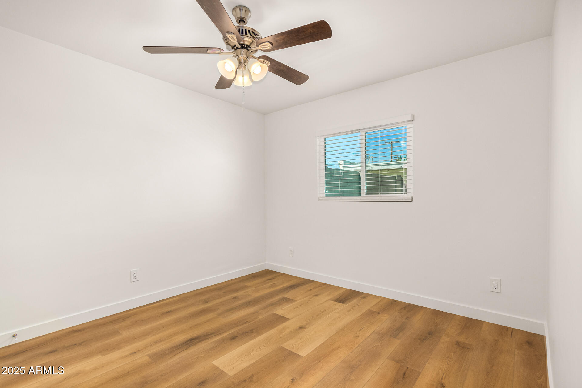 1244 North Miller Road Tempe, AZ 85288 - Photo 27 of 36 41 - Miller 1244