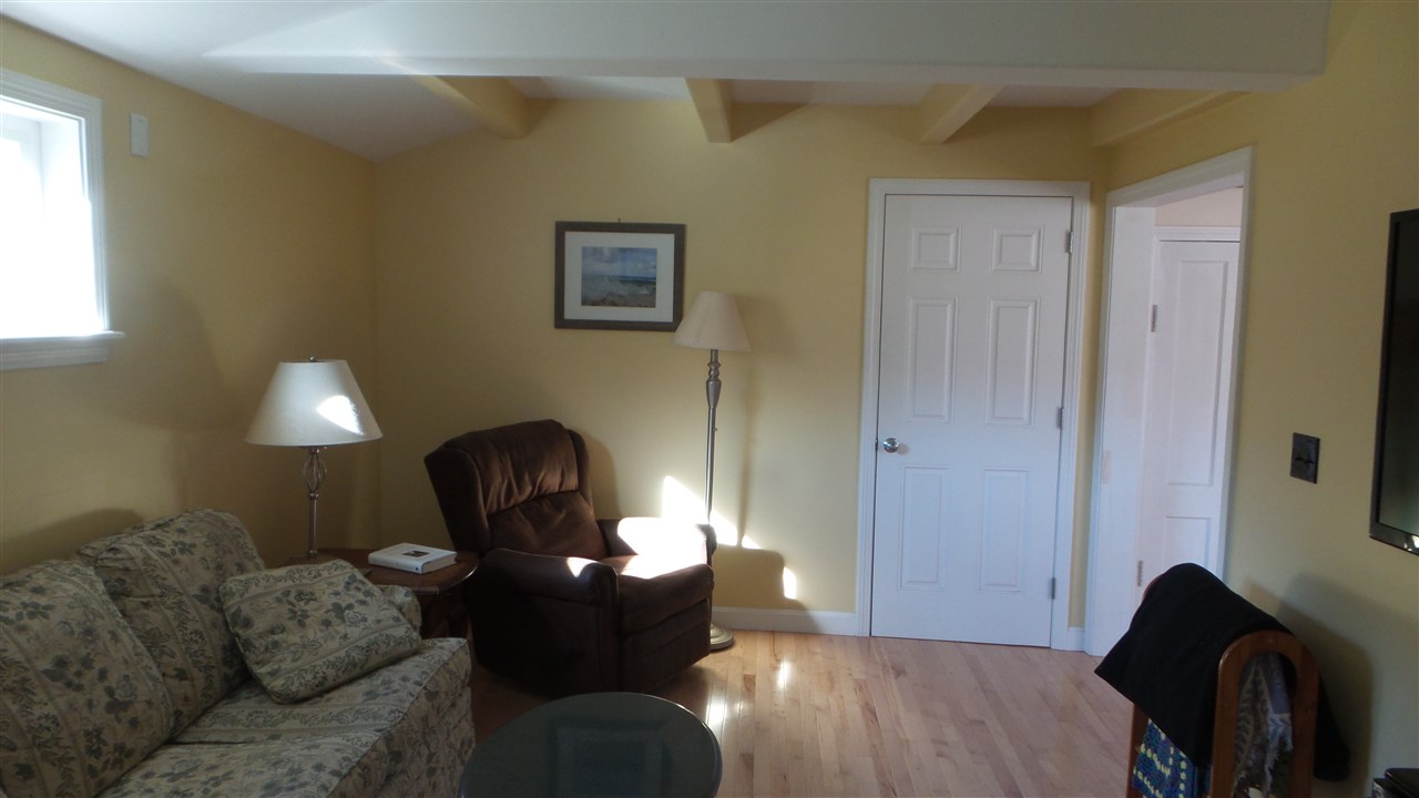 216 Hill Road Franklin, NH 03235 - Photo 22 of 32