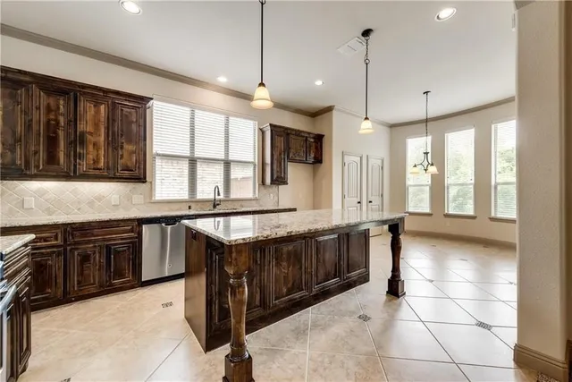 $2,595 | 1589 Trowbridge Circle, Rockwall, TX 75032